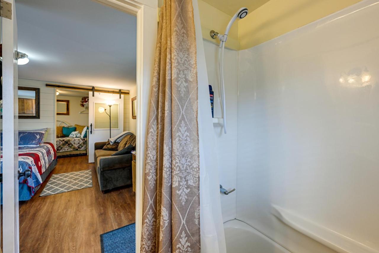 Pet-Friendly Vacation Rental Cabin In Whittier Exterior photo