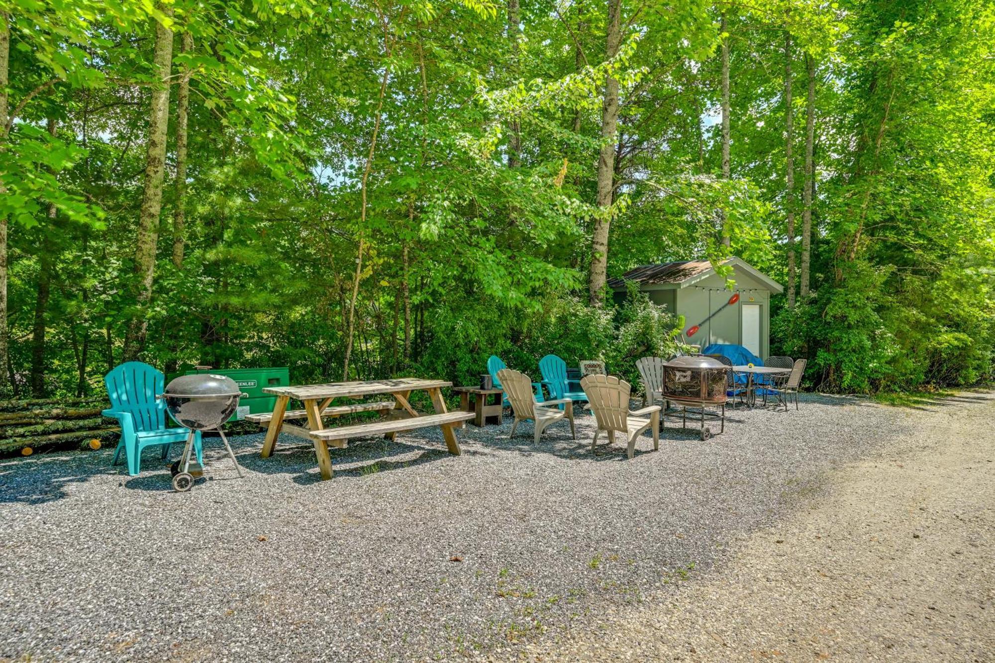 Pet-Friendly Vacation Rental Cabin In Whittier Exterior photo